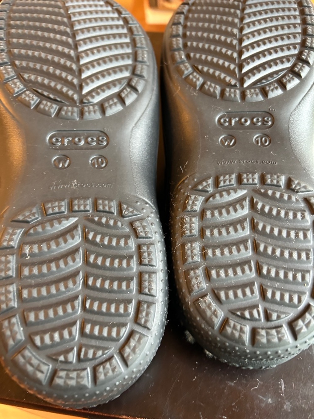 Crocs black animal print lined clogs size 10 - Picture 5 of 5